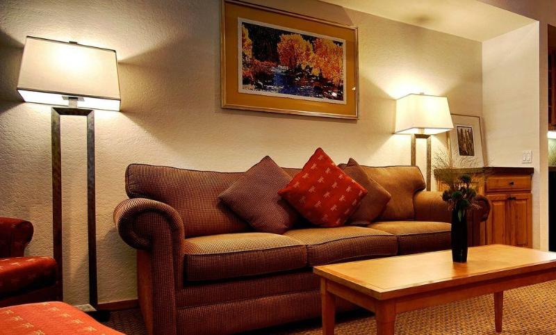 هتل Squaw Valley Lodge