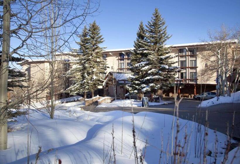 هتل Stonebridge Inn