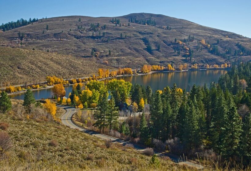 هتل Sun Mountain Lodge