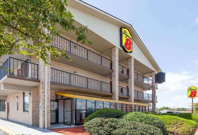 Hotel Super 8 By Wyndham Manassas