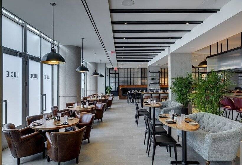 هتل The Colonnade