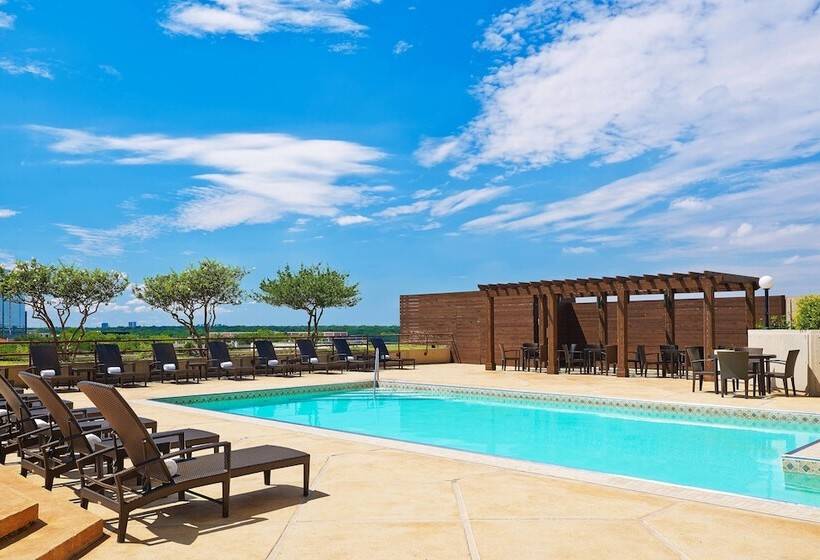 בית מלון כפרי The Westin Dallas Park Central