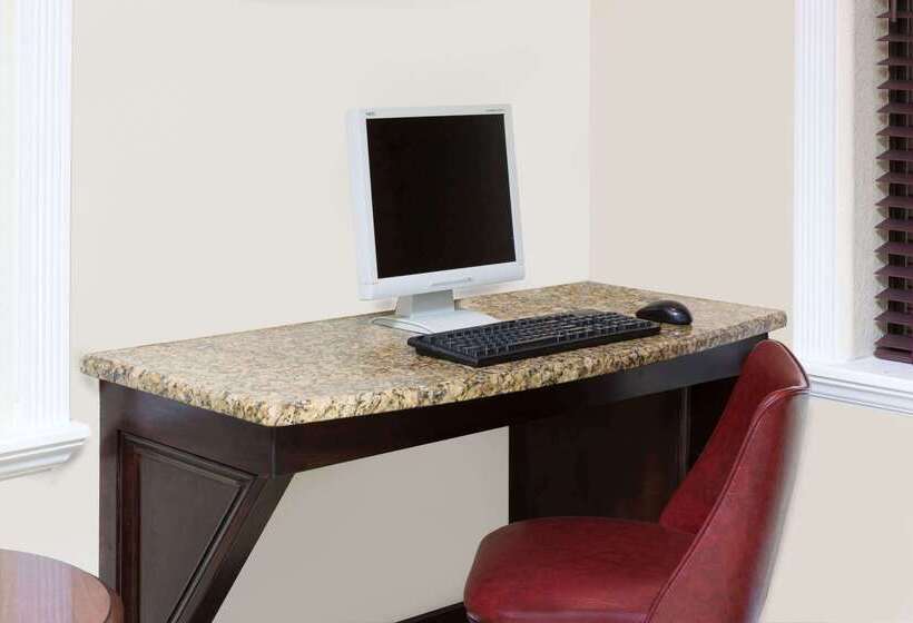 בית מלון כפרי Travelodge By Wyndham Shreveport La