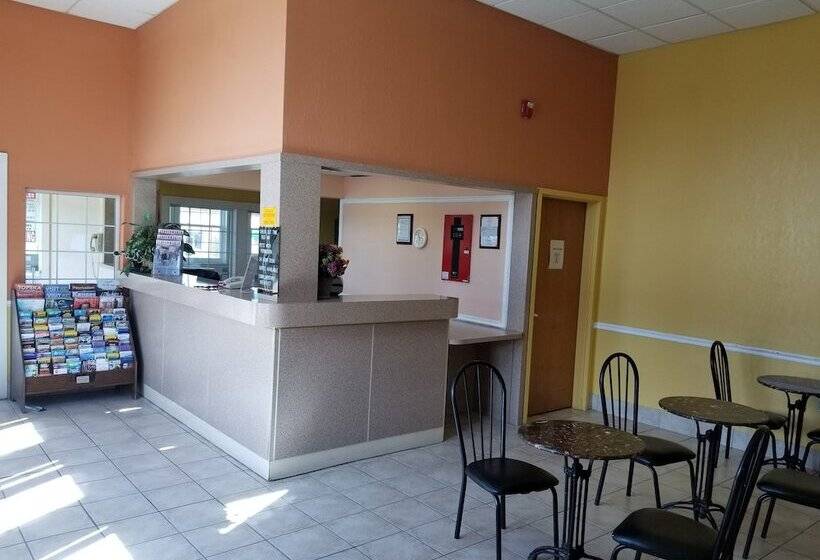 מוטל Americas Stay Inn Leavenworth