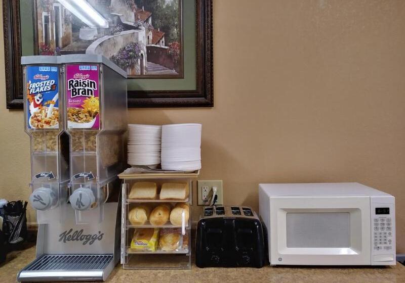 مُتل Econo Lodge