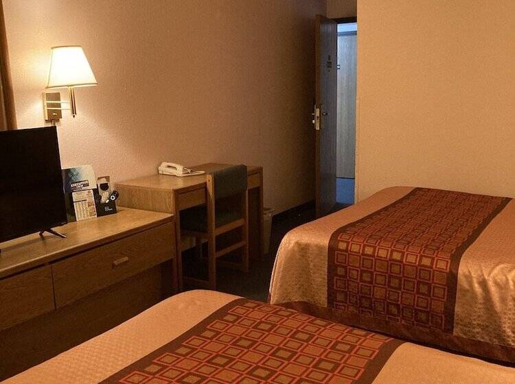 مُتل Executive Inn