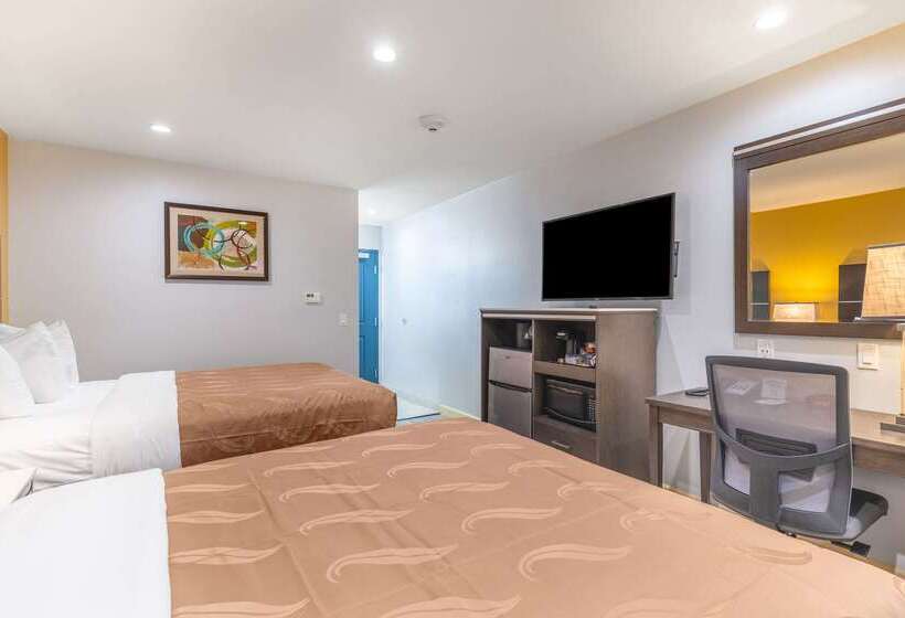 モーテル Quality Inn Banning I10