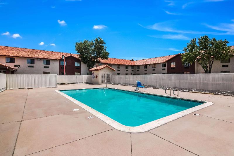 مُتل Red Roof Inn Palmdale  Lancaster