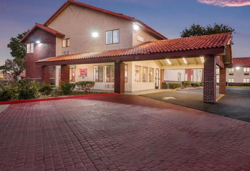 مُتل Red Roof Inn Palmdale  Lancaster