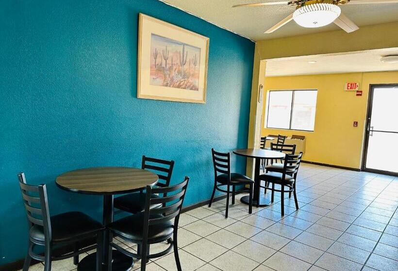 モーテル Rodeway Inn Winslow I40