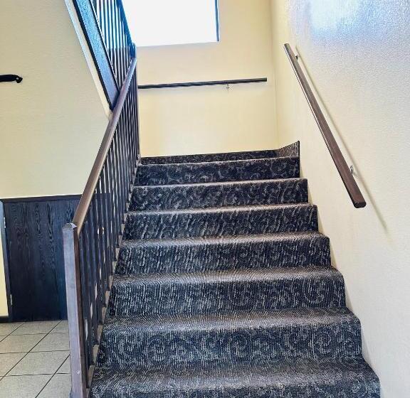 モーテル Rodeway Inn Winslow I40