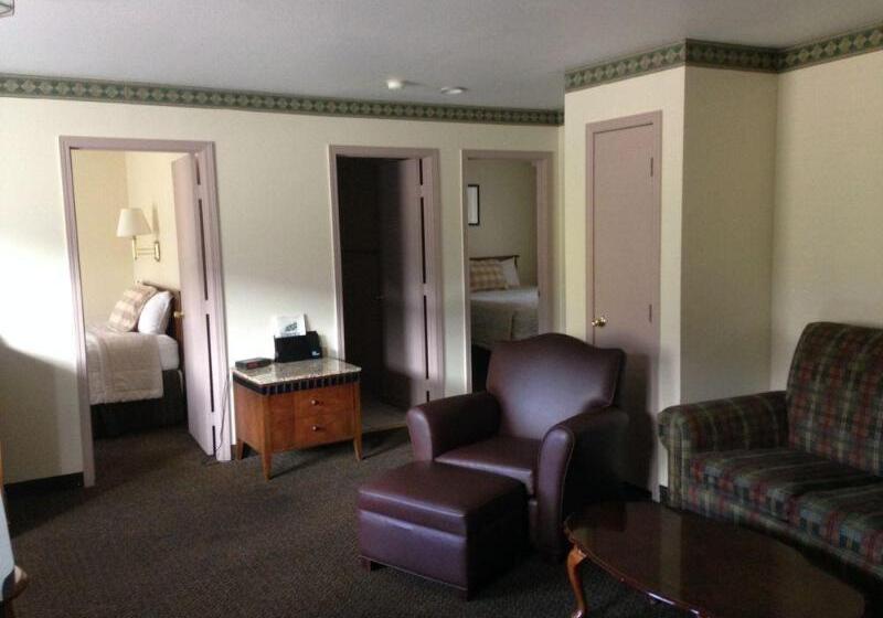モーテル Silver Spruce Inn