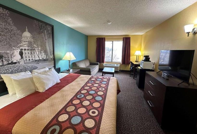 مُتل Super 8 By Wyndham Appleton