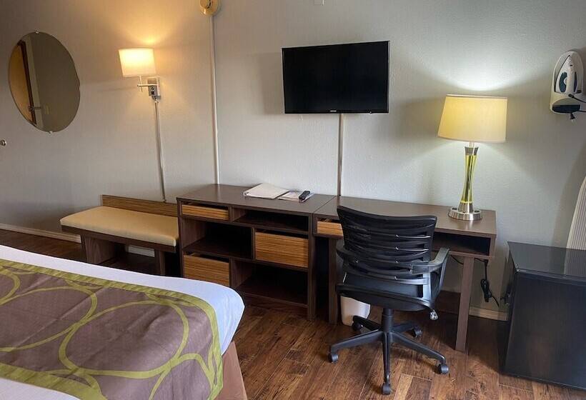 مُتل Super 8 By Wyndham Bloomington/airport