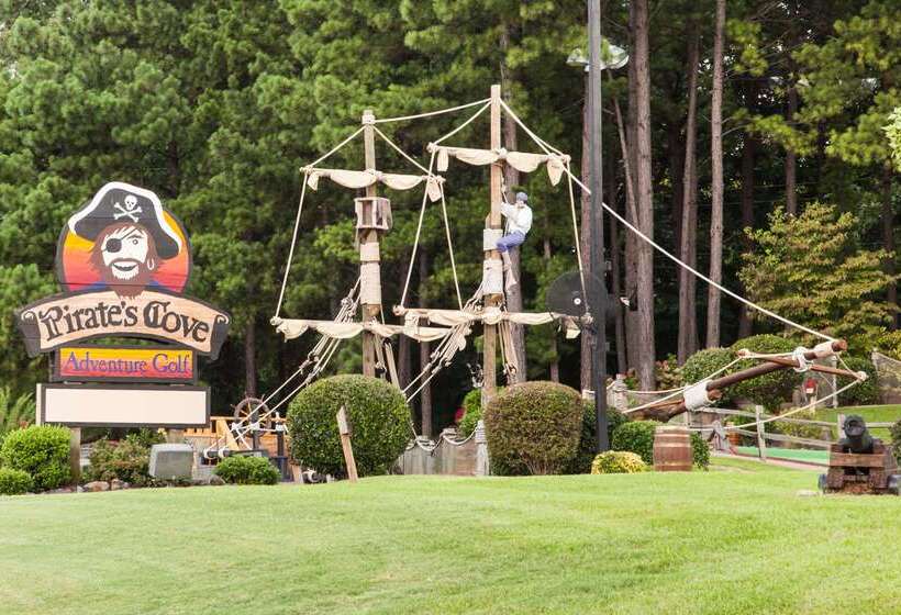 فندق على الطريق Super 8 By Wyndham Hot Springs