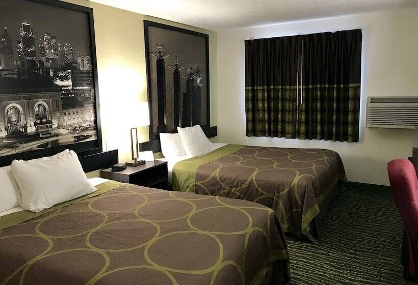 汽车旅馆  Super 8 By Wyndham Independence Kansas City
