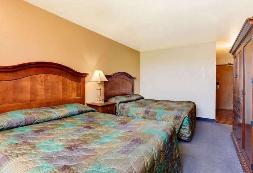 Мотель Super 8 By Wyndham Klamath Falls