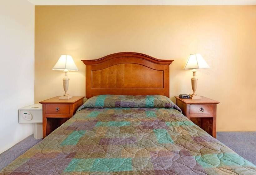 فندق على الطريق Super 8 By Wyndham Klamath Falls