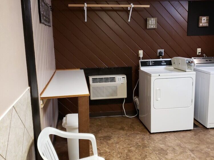 مُتل Super 8 By Wyndham North Platte