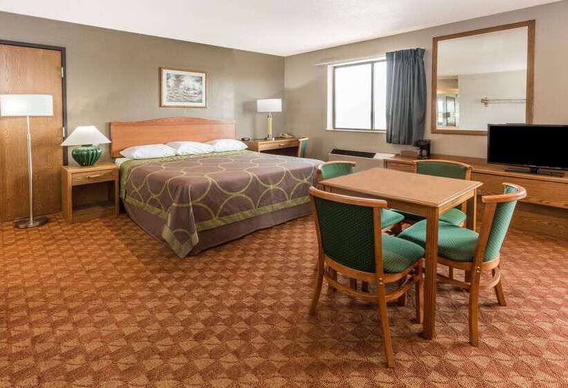 汽车旅馆  Super 8 By Wyndham St. Charles