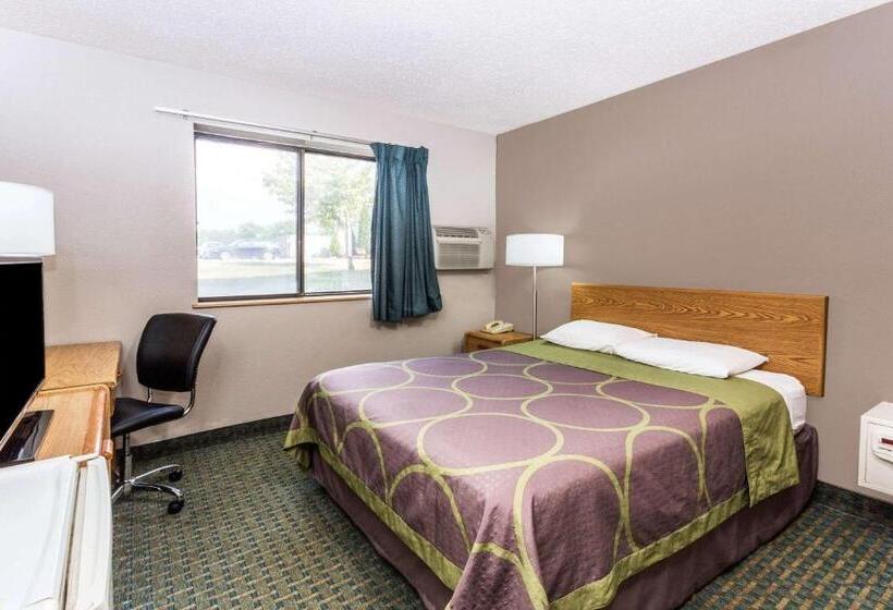 汽车旅馆  Super 8 By Wyndham St. Charles