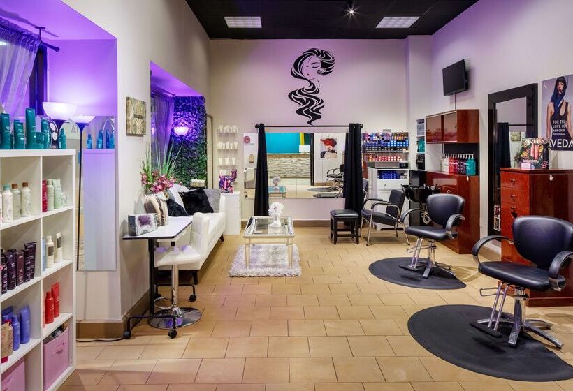 منتجع Doubletree By Hilton Boston North Shore