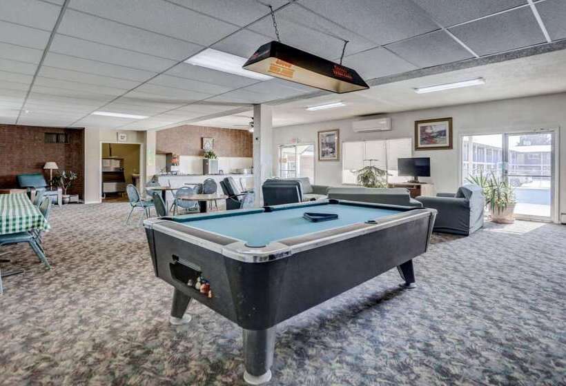 هتل Americas Best Value Inn Greeley