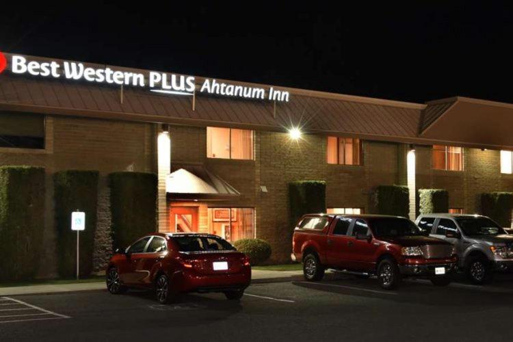 ホテル Best Western Plus Ahtanum Inn