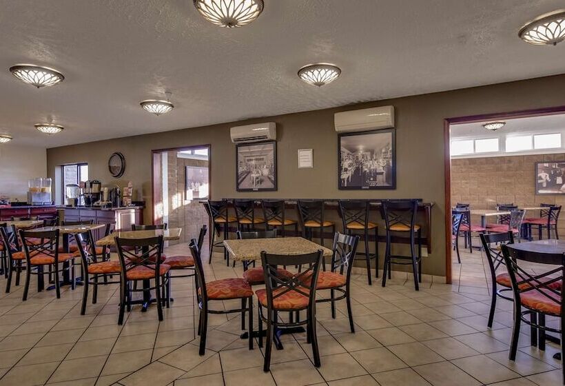 هتل Best Western Plus Ahtanum Inn