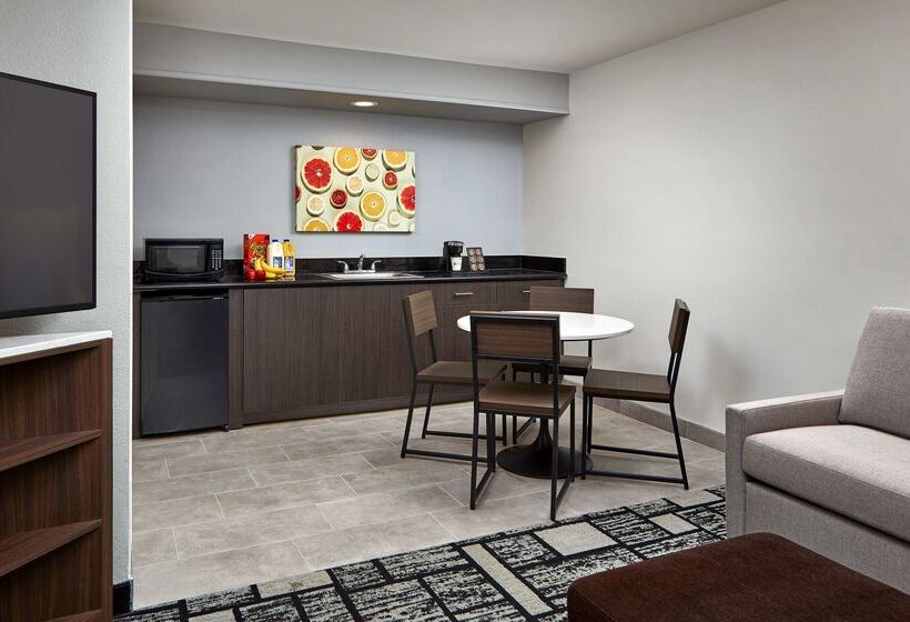 בית מלון כפרי Best Western Plus Meridian Inn & Suites, Anaheim Orange