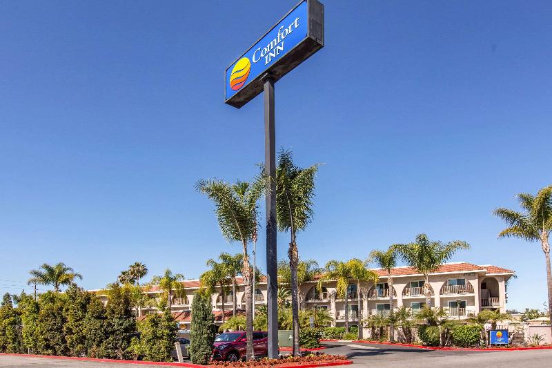 בית מלון כפרי Comfort Inn Escondido San Diego North County