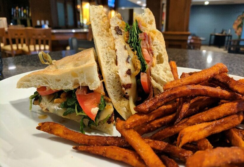 فندق Doubletree By Hilton Phoenix North