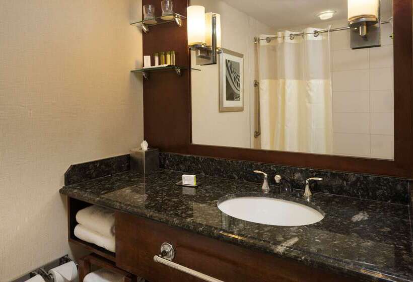 בית מלון כפרי Doubletree By Hilton Williamsburg