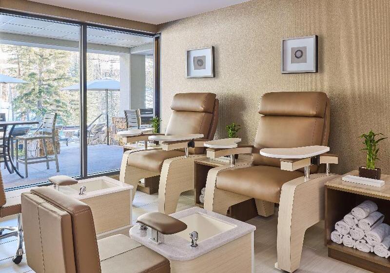 هتل Grand Hyatt Vail