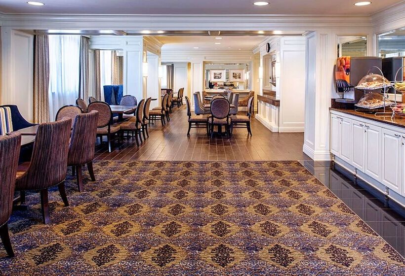 هتل Hampton Inn & Suites Birminghamdowntowntutwiler