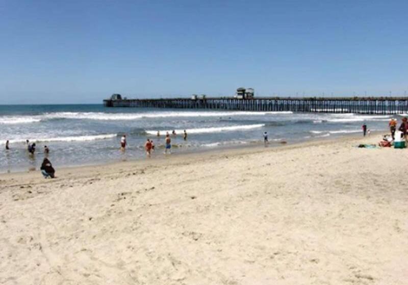 فندق Harbor Inn & Suites Oceanside