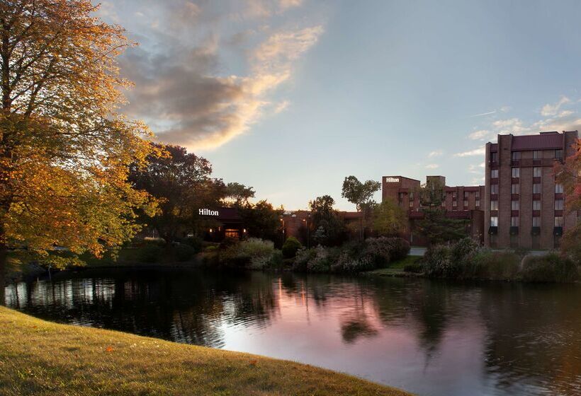 בית מלון כפרי Hilton Parsippany