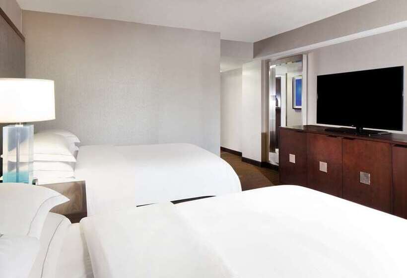 בית מלון כפרי Hilton Parsippany
