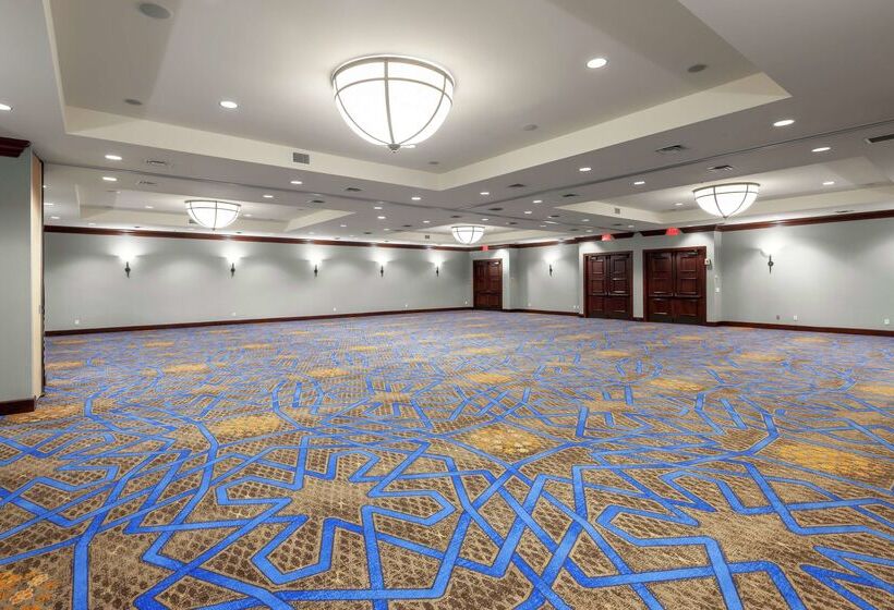 هتل Hilton Waco
