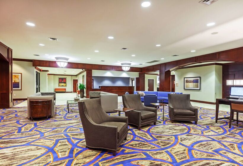 هتل Hilton Waco