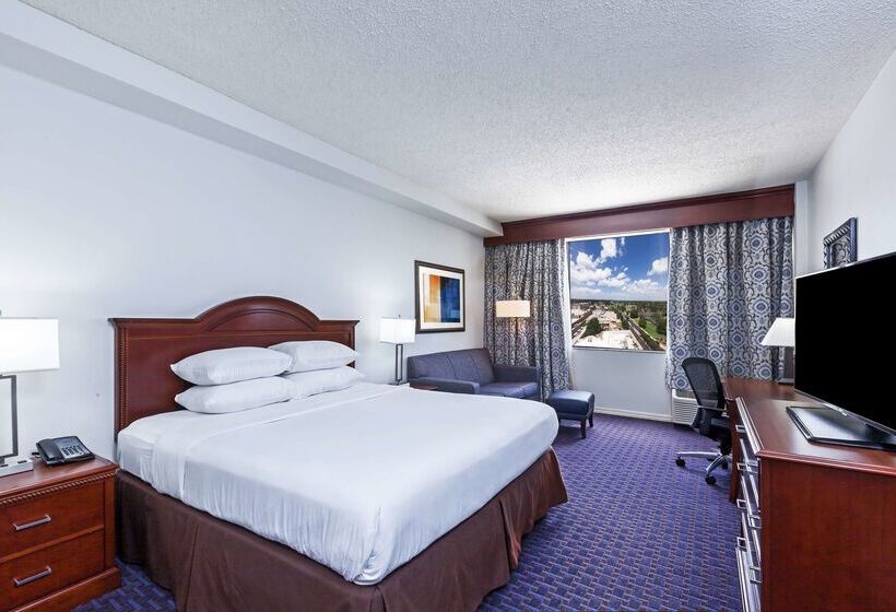 هتل Hilton Waco