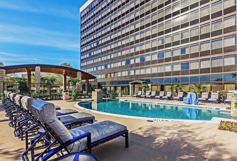 هتل Hilton Waco