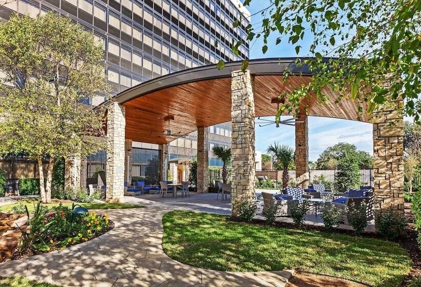 هتل Hilton Waco