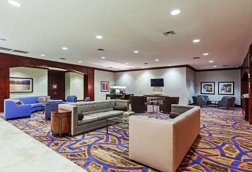 هتل Hilton Waco