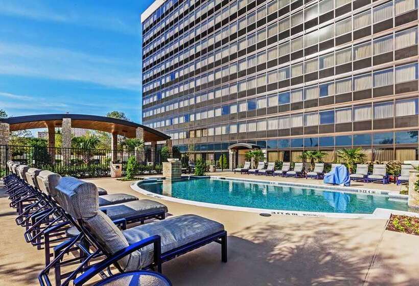 هتل Hilton Waco