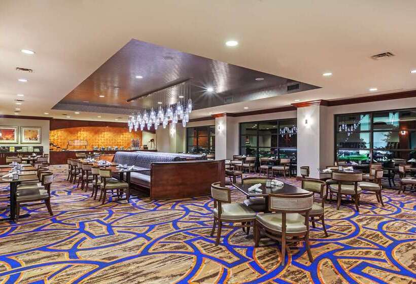 هتل Hilton Waco