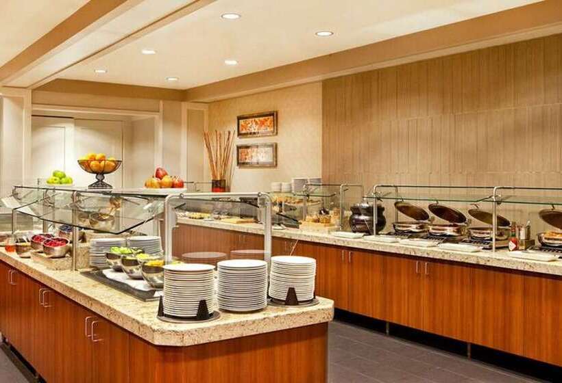 בית מלון כפרי Hilton Woodcliff Lake