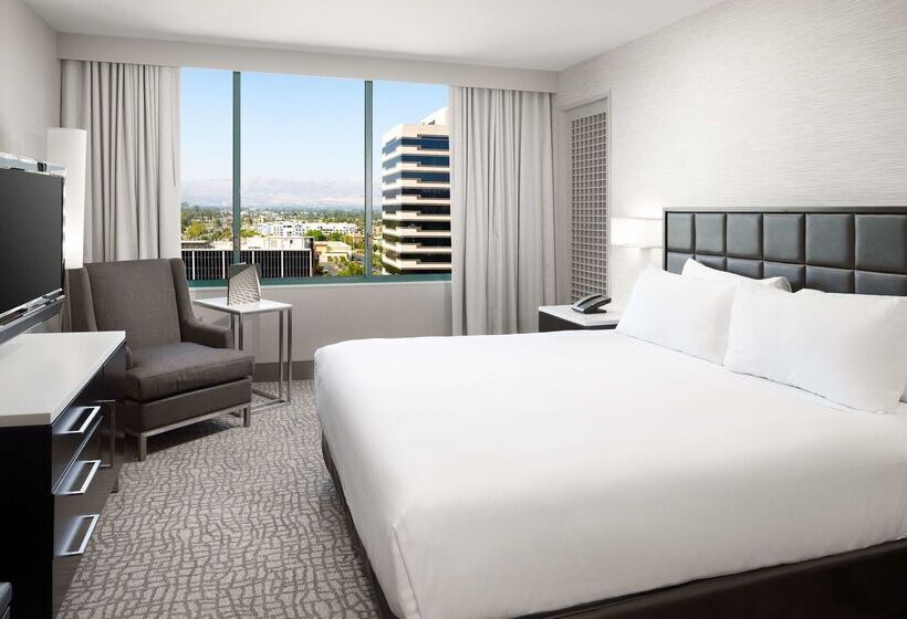 酒店 Hilton Woodland Hills / Los Angeles