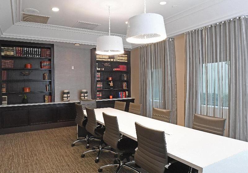 هتل Holiday Inn Irving Las Colinas, An Ihg