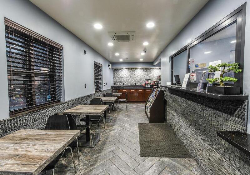 هتل Hollywood Inn Express Lax